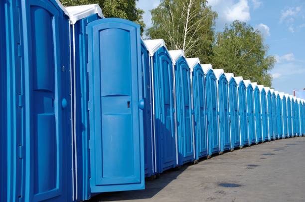 Best Portable restroom trailer rental  in Cedar Knolls, NJ